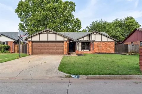 5052 Burntwood Dr, Del City, OK 73135