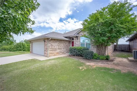 1528 Fawn Run Xing, Norman, OK 73071