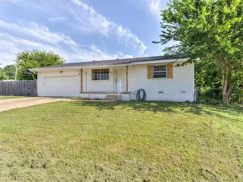301 Fay Ave, Yukon, OK 73099