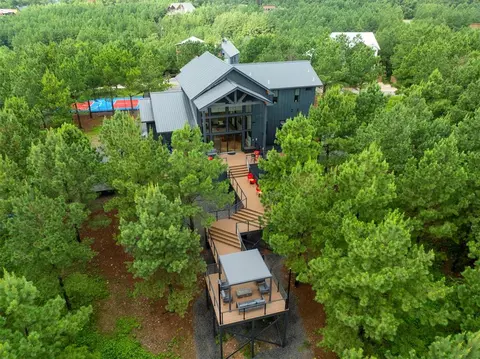 136 Buttonwood Trl, Broken Bow, OK 74728