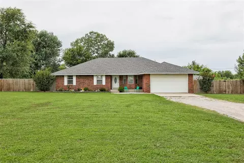 801 S Frisco Rd, Tuttle, OK 73089