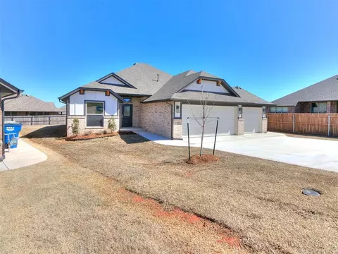 2261 N Payton Ct, Mustang, OK 73064