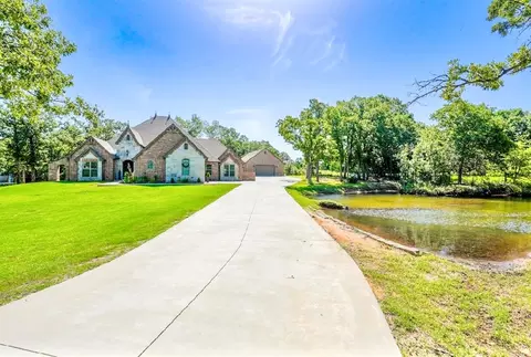 15217 Cedar Ridge Rd, Shawnee, OK 74801