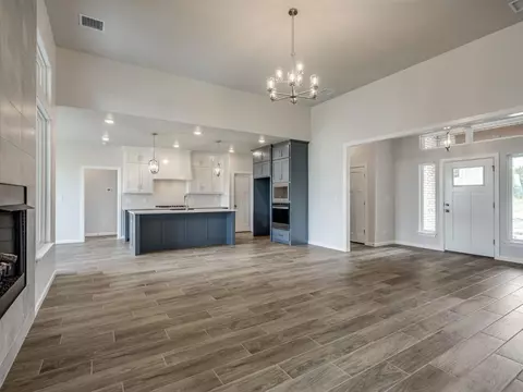 1925 SW 41st Ter, Moore, OK 73160 photo 8