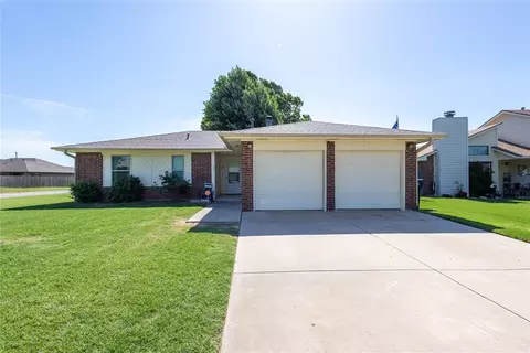 20 N Eastgate Dr, Yukon, OK 73099