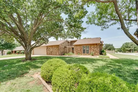 4436 Tamarisk Dr, Oklahoma City, OK 73120