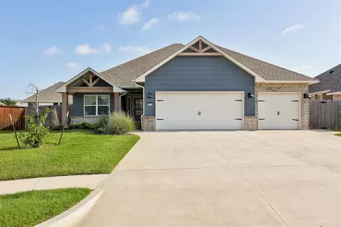 2219 Kimball Dr, Norman, OK 73071