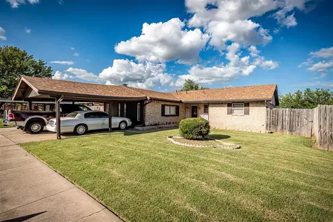 510 SW 70th St, Lawton, OK 73505