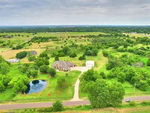 1700 S Rockwell Ave, Newcastle, OK 73065