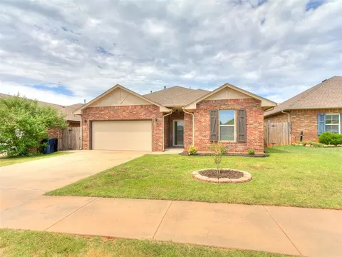 3513 NW 164th Ter, Edmond, OK 73013