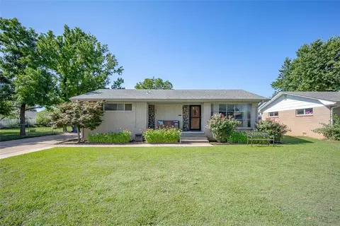 1005 Cherokee Pl, Lindsay, OK 73052