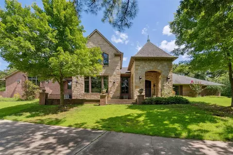 1700 Sleepy Hollow Rd, Edmond, OK 73034
