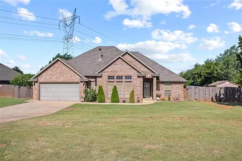1301 S Morgan Rd, Mustang, OK 73064