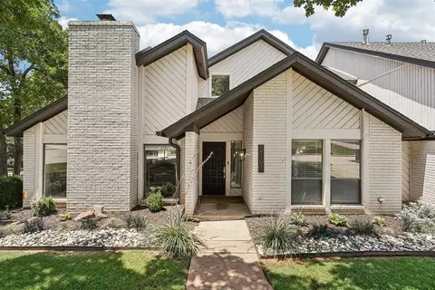 2101 Brookview Ln, Edmond, OK 73034