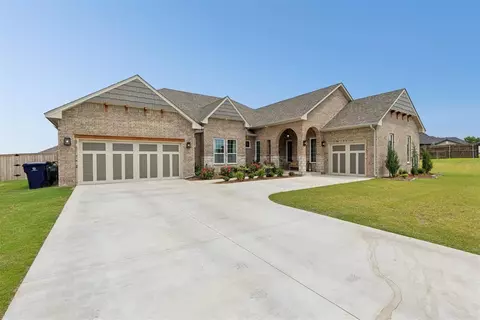 9916 Cascina Dr, Yukon, OK 73099