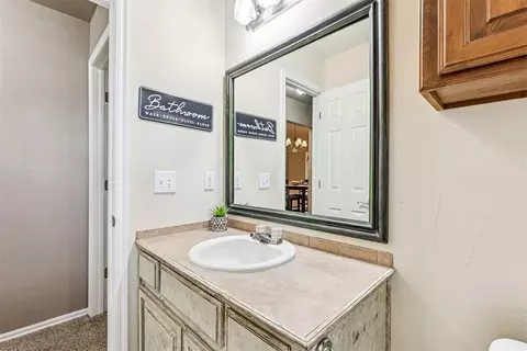 109 W End Ct, Tuttle, OK 73089 photo 18
