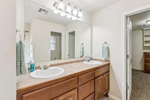 109 W End Ct, Tuttle, OK 73089 photo 13