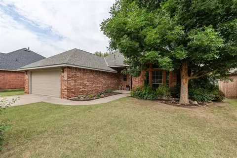 109 W End Ct, Tuttle, OK 73089
