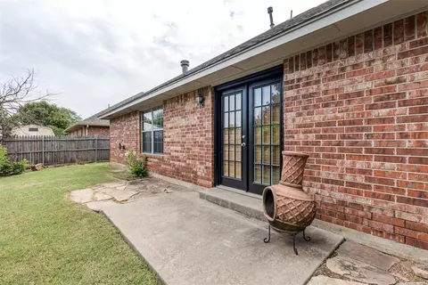 109 W End Ct, Tuttle, OK 73089 photo 21