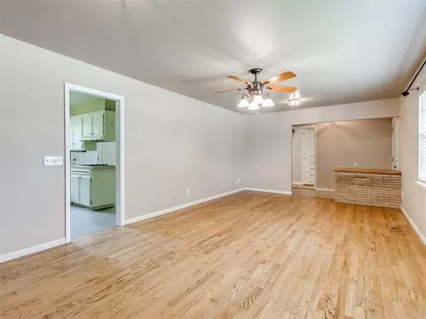 119 Thompson Dr, Moore, OK 73160 photo 5