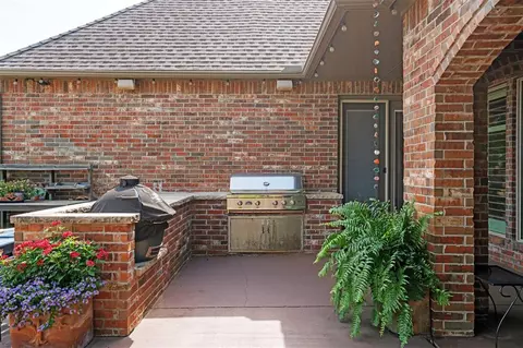 1505 NW Rain Tree Dr, Moore, OK 73160 photo 42