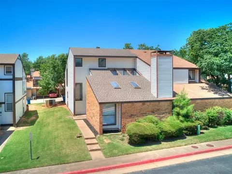 405 Timberwind Rd, Edmond, OK 73034