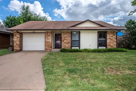 124 Brad St, Edmond, OK 73003