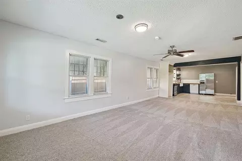 1326 E 10th St, Shawnee, OK 74801 photo 6