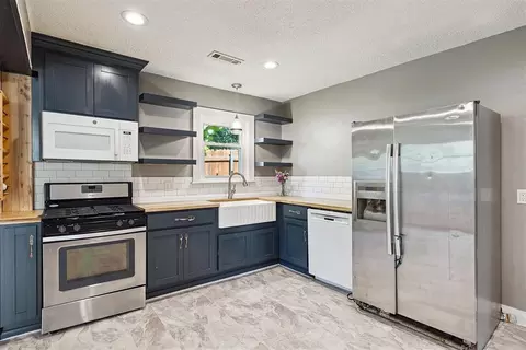 1326 E 10th St, Shawnee, OK 74801 photo 9