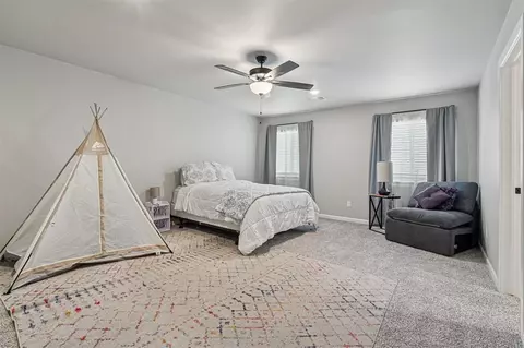 Bedroom - 1309 Broadmoore Blvd, Moore, OK 73160 photo 2 of 4