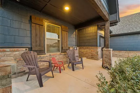 Exterior - 1309 Broadmoore Blvd, Moore, OK 73160 photo 4 of 16