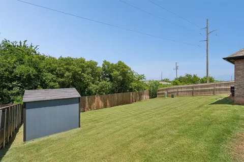 Exterior - 1309 Broadmoore Blvd, Moore, OK 73160 photo 16 of 16