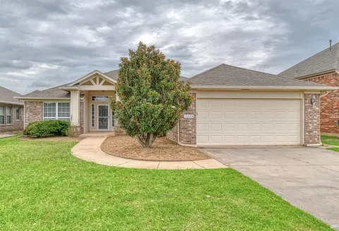 13028 SW 4th St, Yukon, OK 73099