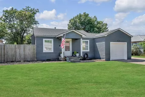 1709 Oklahoma Dr, Altus, OK 73521 photo 2