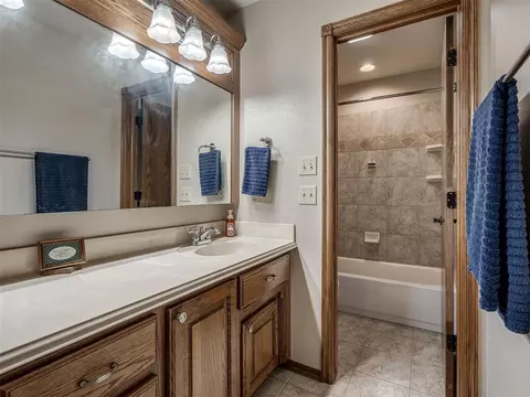 921 Hannah Dr, Tuttle, OK 73089 photo 33