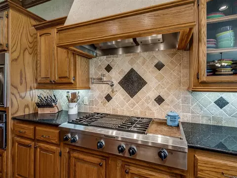 921 Hannah Dr, Tuttle, OK 73089 photo 12