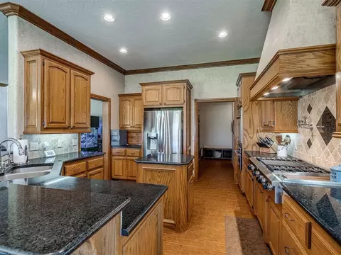 921 Hannah Dr, Tuttle, OK 73089 photo 10