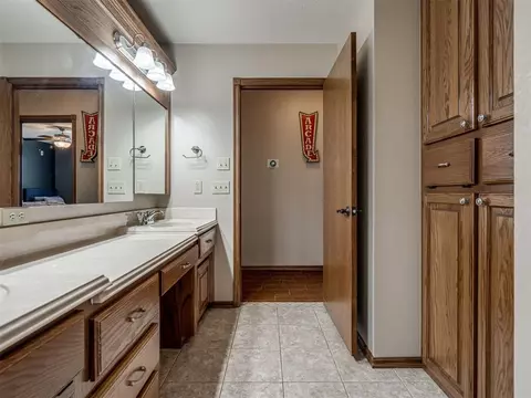 921 Hannah Dr, Tuttle, OK 73089 photo 28
