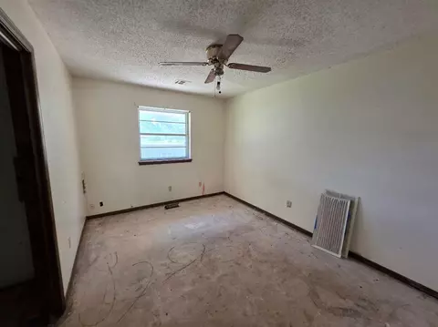806 Ranchoak Dr, Yukon, OK 73099 photo 24