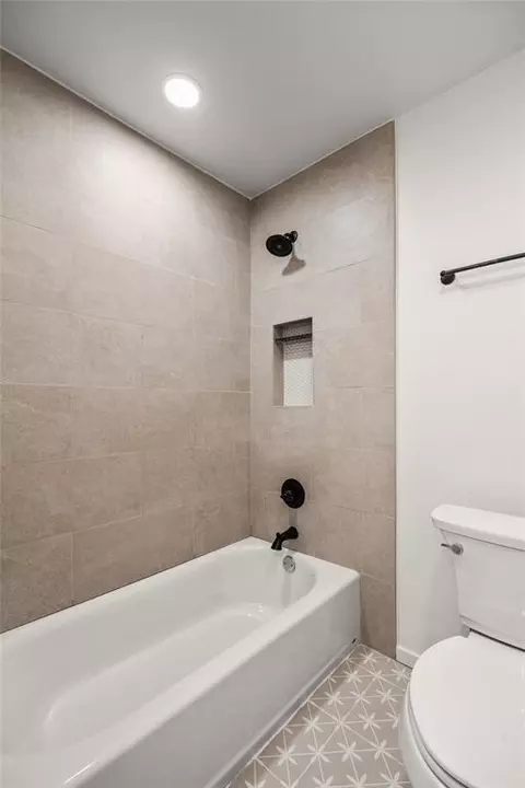 410 Timber Creek Dr, Tuttle, OK 73089 photo 28
