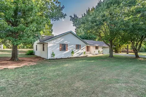 410 Timber Creek Dr, Tuttle, OK 73089 photo 2