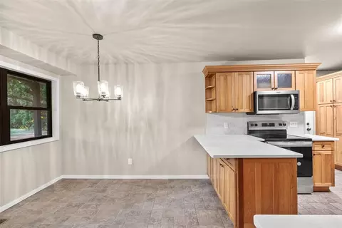 410 Timber Creek Dr, Tuttle, OK 73089 photo 11