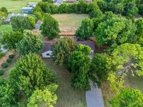 410 Timber Creek Dr, Tuttle, OK 73089 photo 42