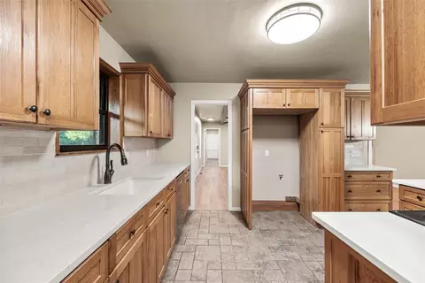 410 Timber Creek Dr, Tuttle, OK 73089 photo 16