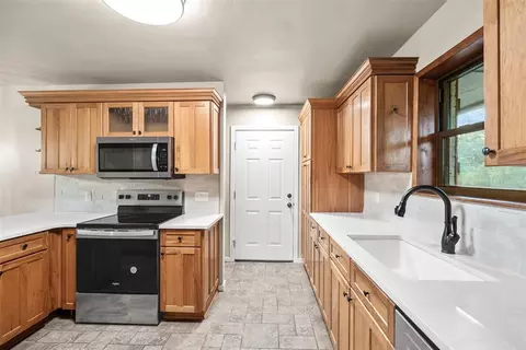 410 Timber Creek Dr, Tuttle, OK 73089 photo 17