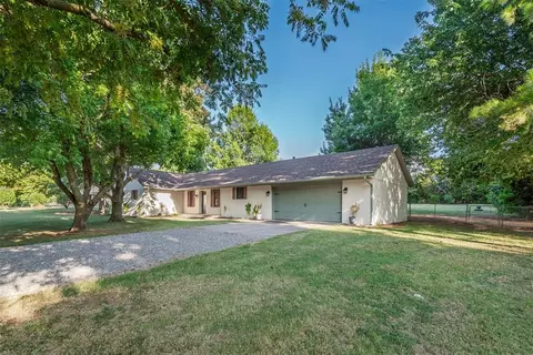 410 Timber Creek Dr, Tuttle, OK 73089 photo 3