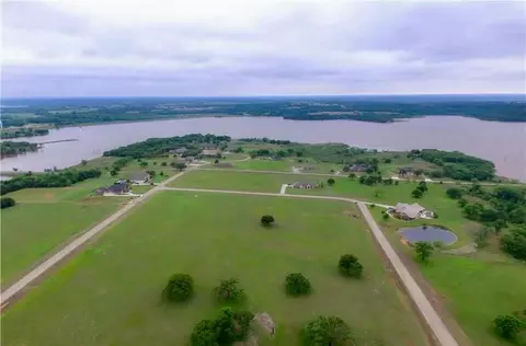S Hope Circle, Chandler, OK 74834
