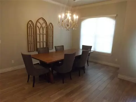 Dining - 2921 Stephanie Ln, Altus, OK 73521 photo 2 of 2