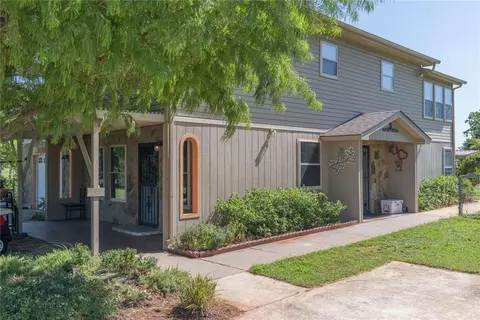 318 Grigsby Rd, Newcastle, OK 73065