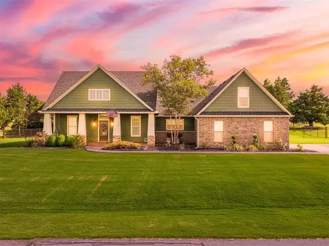 4491 Carson Trl, Guthrie, OK 73044